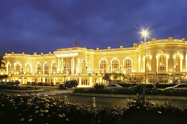 sala juego Deauville